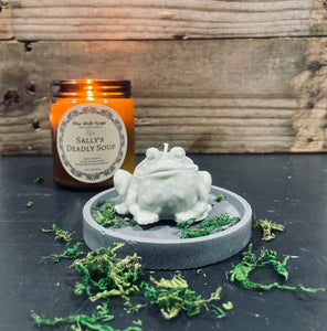 Sally’s Deadly Soup Frog Candle